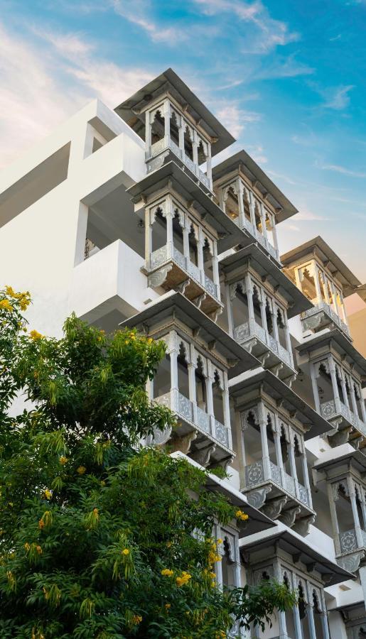 Hibiscus Hotel Udaipur Luaran gambar
